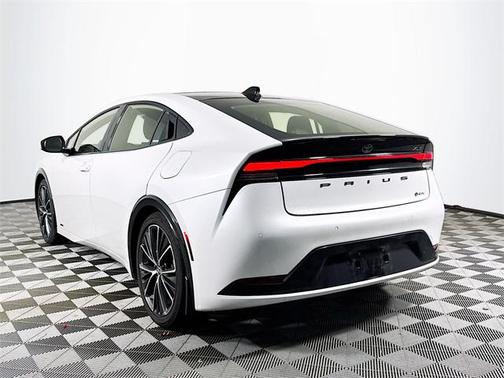 2024 Toyota Prius XLE