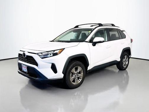 Ice Cap 2023 Toyota RAV4 XLE