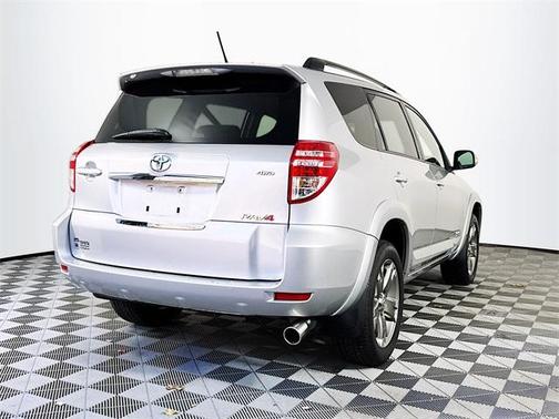 2011 Toyota RAV4 Sport