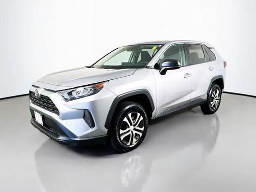 Silver Sky Metallic 2022 Toyota RAV4 LE