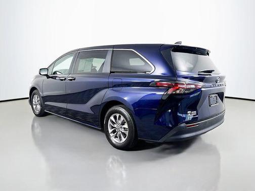 Blueprint 2025 Toyota Sienna XLE