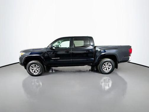 Midnight Black Metallic 2019 Toyota Tacoma SR5