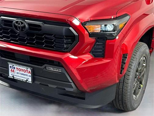 2025 Toyota Tacoma Hybrid TRD Sport