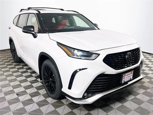 2025 Toyota Highlander XSE