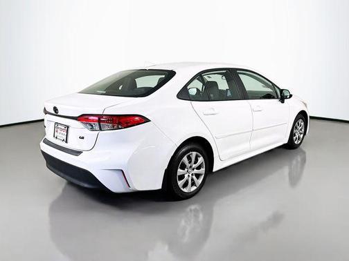 Ice Cap 2023 Toyota Corolla LE