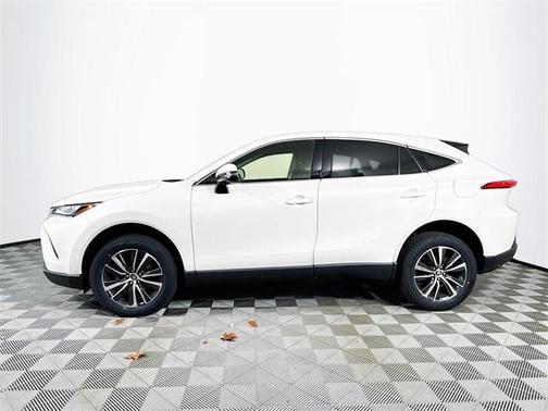 2022 Toyota Venza LE