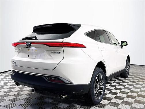 2022 Toyota Venza LE