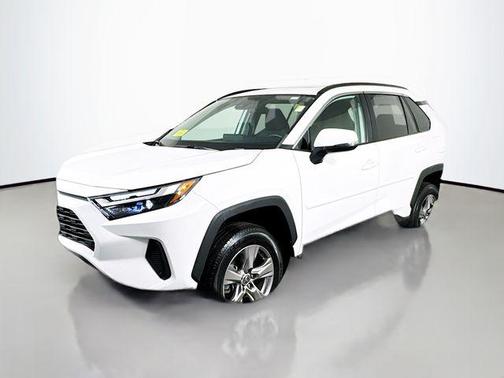 Ice Cap 2023 Toyota RAV4 XLE