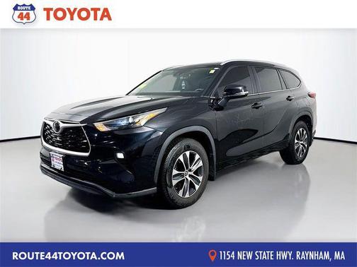 2024 Toyota Highlander XLE