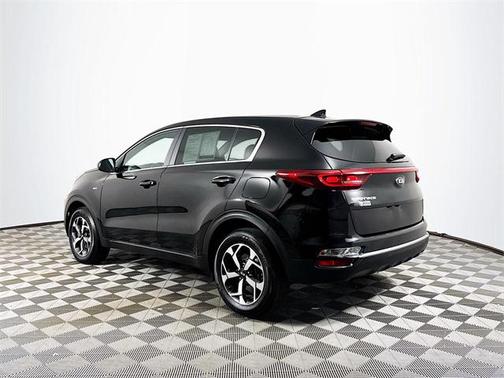 2022 Kia Sportage LX