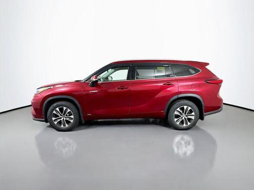 Ruby Flare Pearl 2020 Toyota Highlander Hybrid XLE