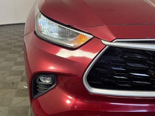 Ruby Flare Pearl 2020 Toyota Highlander Hybrid XLE