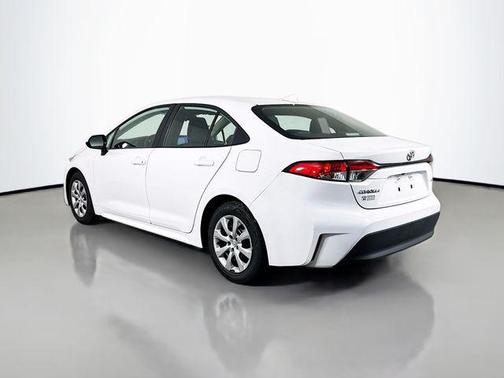 Ice 2024 Toyota Corolla LE