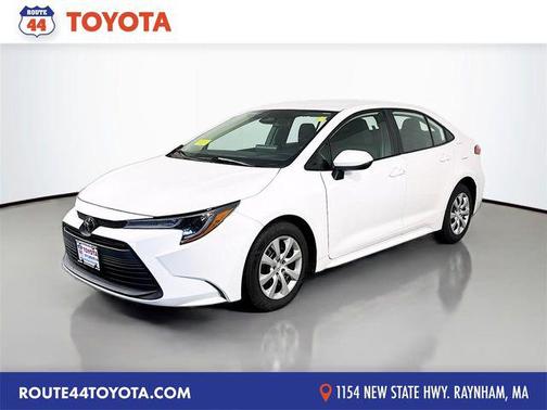 Ice 2024 Toyota Corolla LE