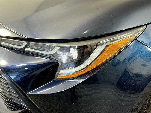 Galactic Aqua Mica 2022 Toyota Corolla SE