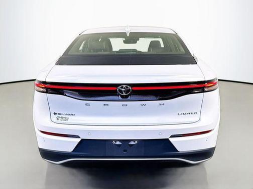 2024 Toyota Crown Limited