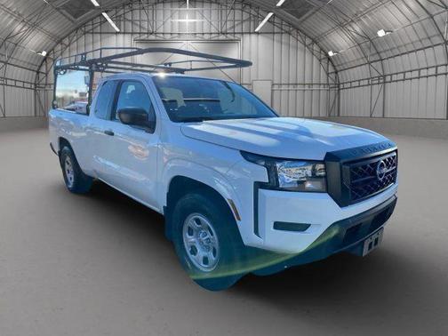 2023 Nissan Frontier S