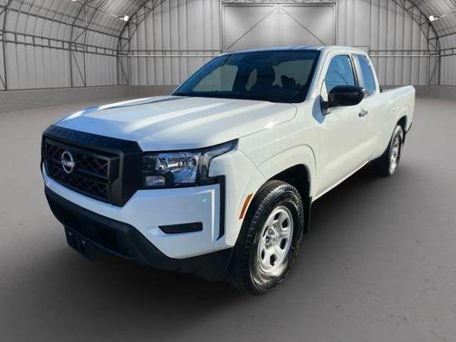 2023 Nissan Frontier S