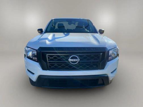 2023 Nissan Frontier S
