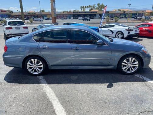 2009 INFINITI M35 Base