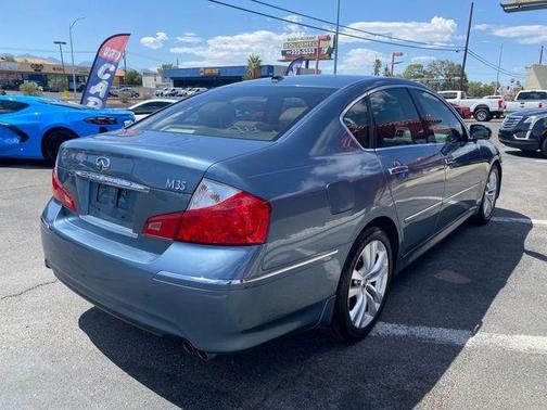 2009 INFINITI M35 Base