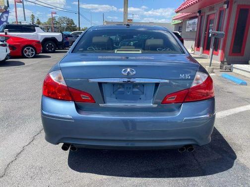 2009 INFINITI M35 Base