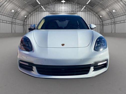 2018 Porsche Panamera 4S