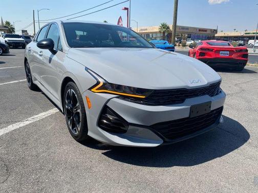 2022 Kia K5 GT-Line
