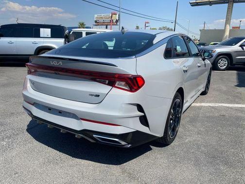 2022 Kia K5 GT-Line