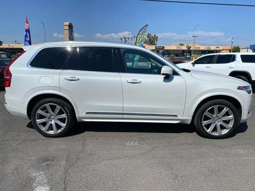 2018 Volvo XC90 T6 Inscription