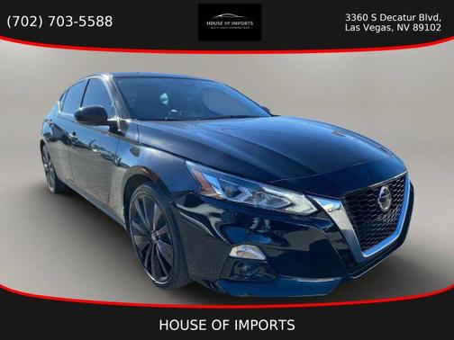 Black 2022 Nissan Altima 2.5 SR