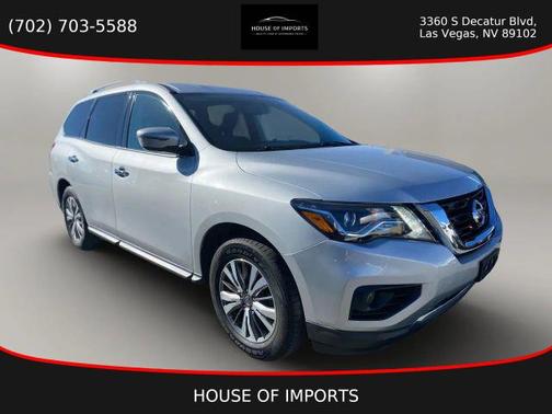 2020 Nissan Pathfinder SV