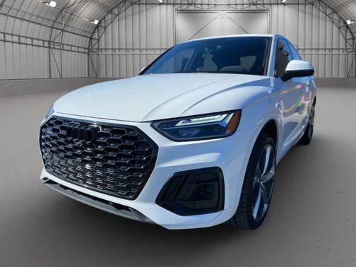 2022 Audi Q5 45 S line quattro Premium