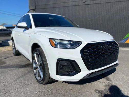 2022 Audi Q5 45 S line quattro Premium