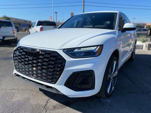 2022 Audi Q5 45 S line quattro Premium