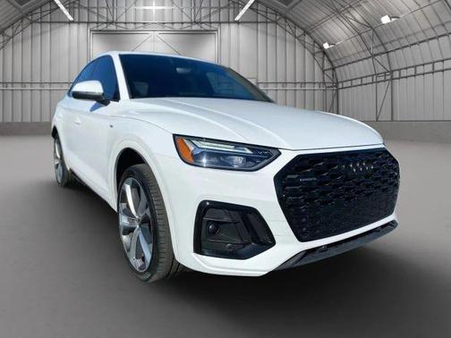 2022 Audi Q5 45 S line quattro Premium