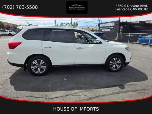 Glacier White 2018 Nissan Pathfinder SV