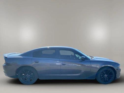 2017 Dodge Charger SE