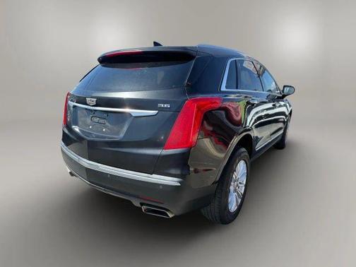 2017 Cadillac XT5 Base