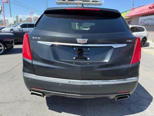 2017 Cadillac XT5 Base