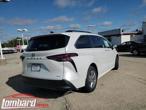 2025 Toyota Sienna XLE 7 Passenger
