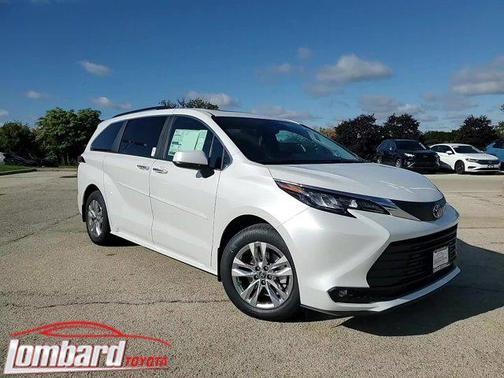 2025 Toyota Sienna XLE 7 Passenger