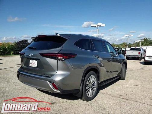 2026 Toyota Highlander Platinum