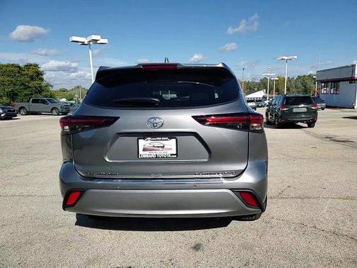 2026 Toyota Highlander 