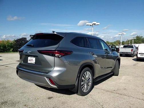 2026 Toyota Highlander 