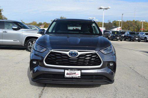 2022 Toyota Highlander Hybrid XLE