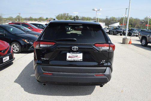 2025 Toyota RAV4 Hybrid LE