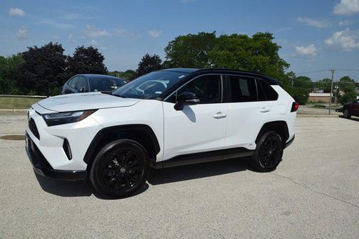 2025 Toyota RAV4 Hybrid SE