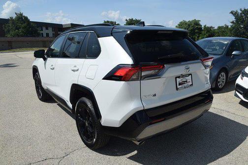 2025 Toyota RAV4 Hybrid SE