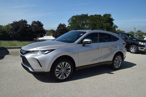 2023 Toyota Venza XLE